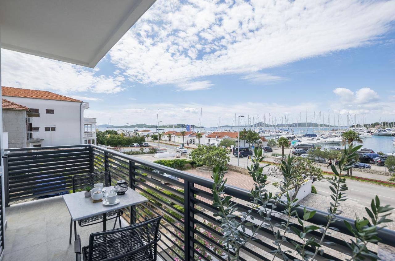 Apartments&Rooms Mara Vodice Buitenkant foto