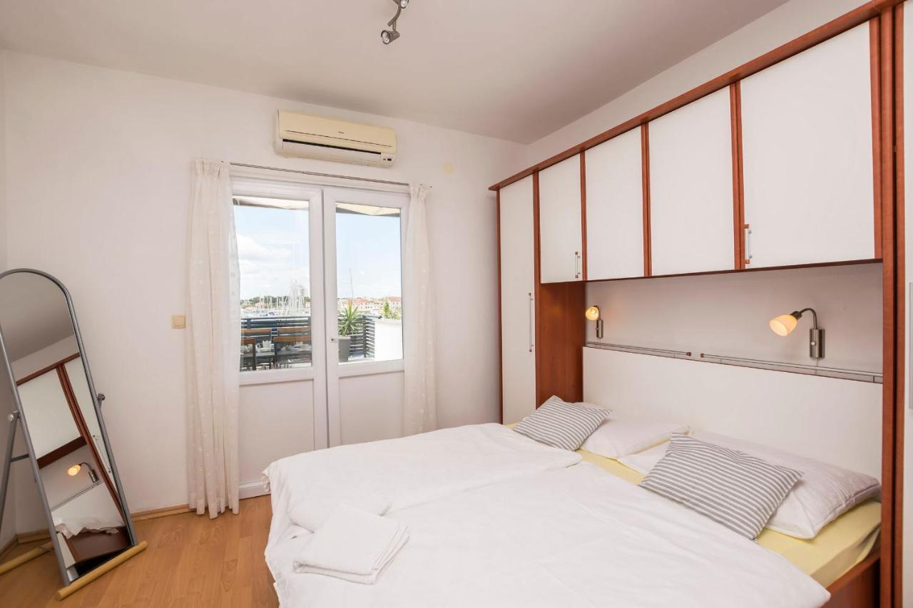 Apartments&Rooms Mara Vodice Buitenkant foto